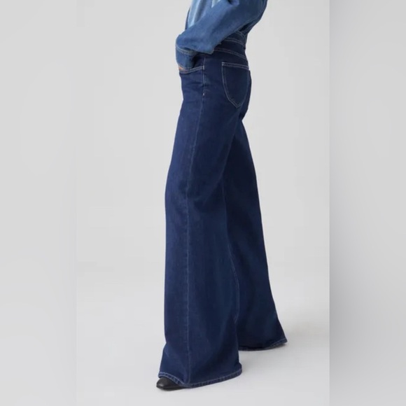 CLOSED Flared X Better Blue Wide Leg Denim Jeans 26 NWOT - Picture 4 of 10